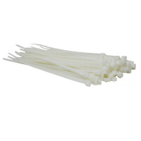 Kabelbinder in der Farbe weiß im hunderter Bündel werden nach rechts liegend dargestellt